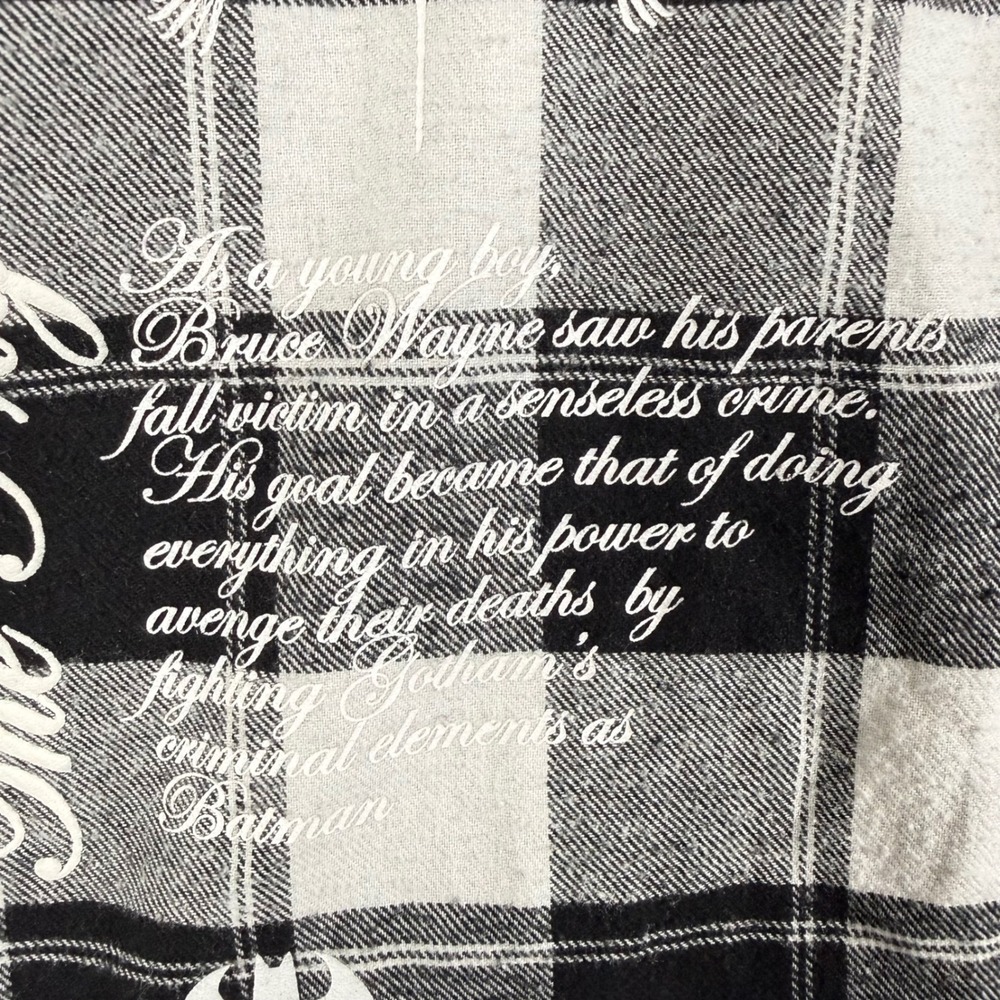 Batman‎ Tango Hotel Flannel Shirt Mens XL Black White Plaid Dark Knight Graphic - Picture 10 of 10